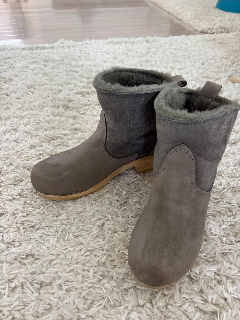 No 6 Shearling-Lined clog Boots